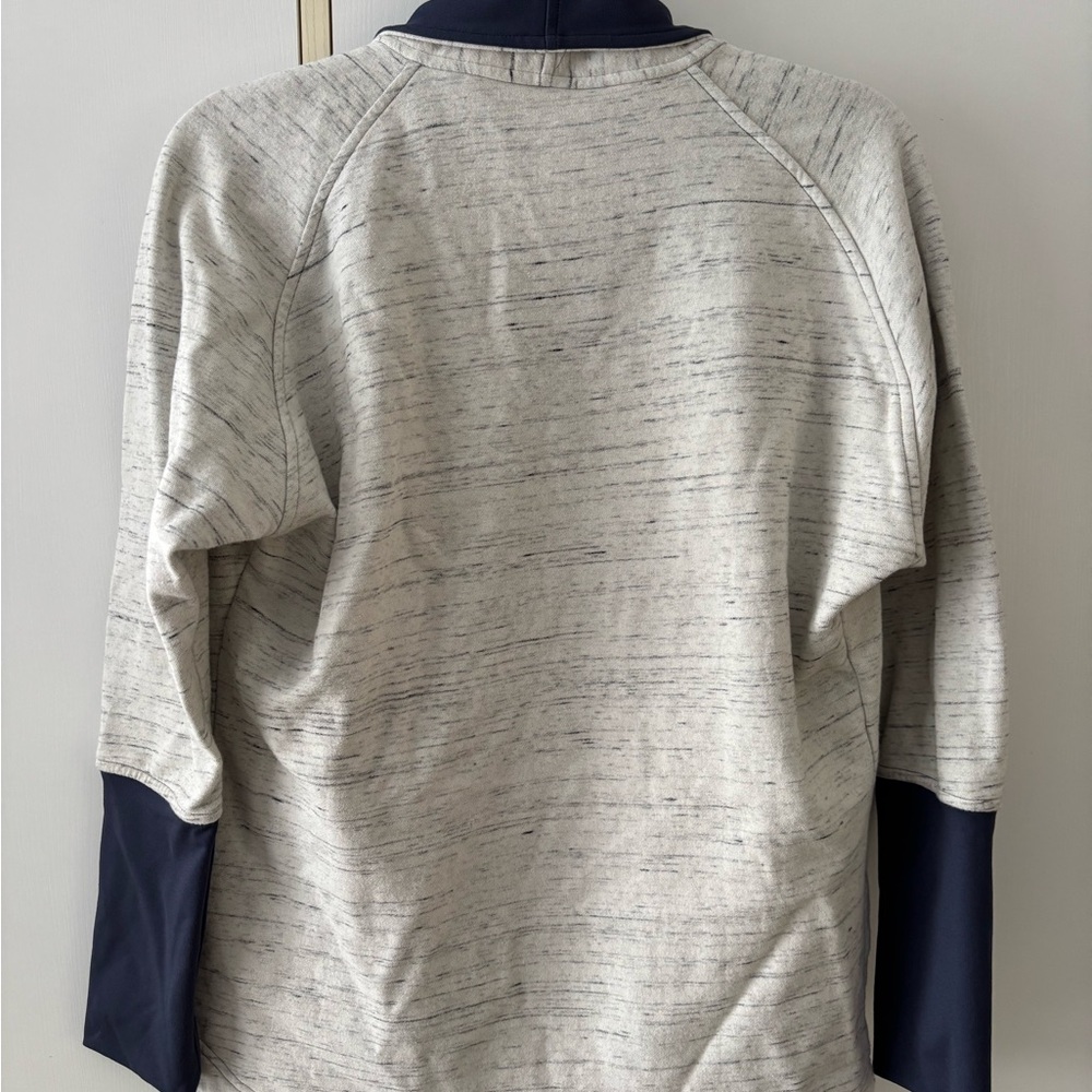 Adidas Women Medium Gray and Navy Open Front Quiet Luxury Athleisure Cozy Sporty - Picture 6 of 9